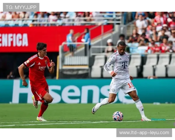 拜仁3-1里斯本，稳定表现继续欧洲足坛征战